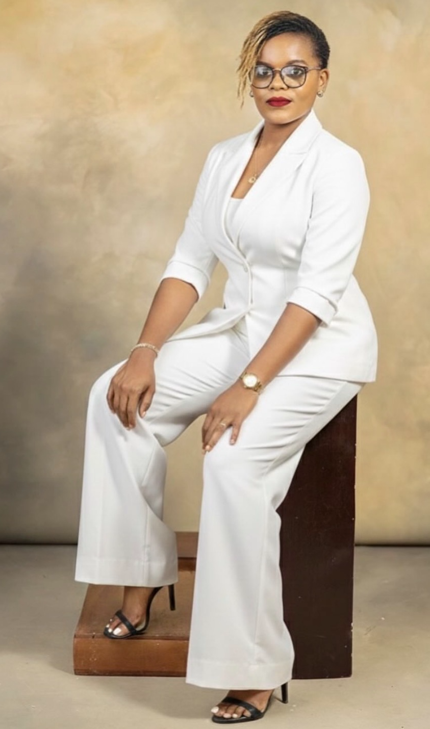Paula Young